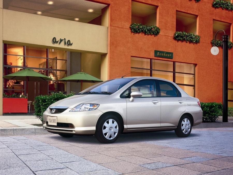  Honda Fit Aria 2002 года  (фото 5 из 5)